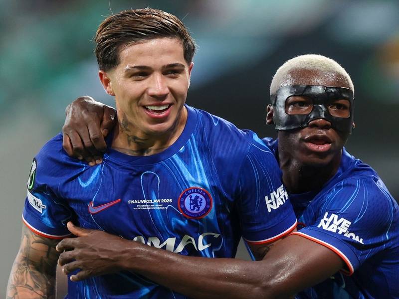 切尔西打造典礼三中场，恩佐史上第一人，有望取代阿森纳